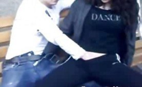 Amateur girl gets fingered outdoor